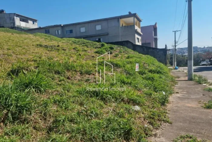 Terreno à venda em São Paulo - Jardim Ângela (zona Sul) com 1.475,00 m² de área. Confira e