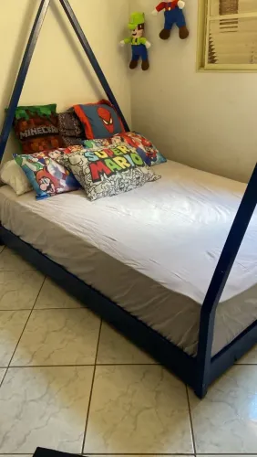 Cama montessoriana 