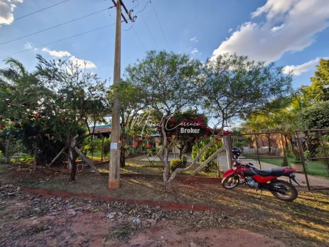 Chácara de 1000 m2 "ESTANCIA RODEIO" com casa de 01 Dormitório suíte, banheiro social, tod