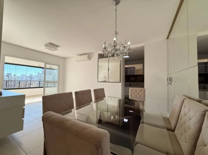 Apartamento com 2 Quartos e 2 Vagas no Centro de Chapecó, Santa Catarina