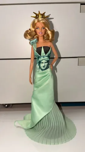 Barbie Estátua da Liberdade edição Colecionador