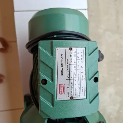 Vendo bomba d'água