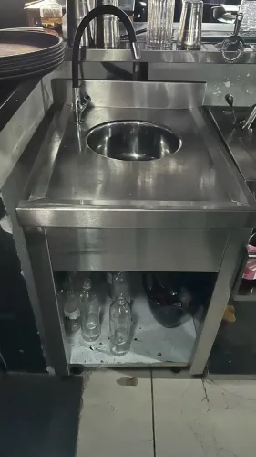 Estação de bar completa em inox com uma cuba