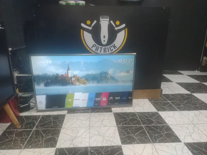 Vendo Smartv lg 43 polegadas top de linha em estado de nova R$ 1250,00