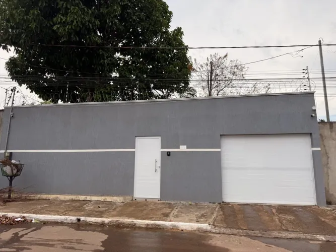 Casa ampla a venda