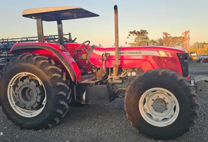 Trator Massey Fergunson 4292 - Parcele