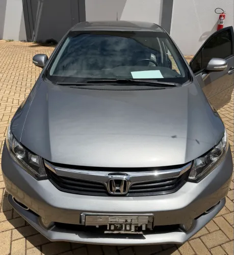 Honda Civic Sedan LXR 2.0 Flexone 16V Aut. 4P 2014