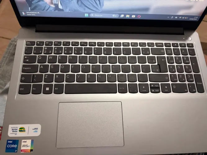 Notebook Lenovo IdeaPad 1 i7 12GB RAM SSD 512GB Full HD