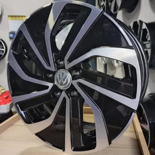 Rodas Highline aro 15 5x100 + 195/55R15 Longway Remold - R$ 2.790,00