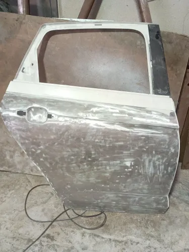 Porta traseira direita polo 2018 a 2025