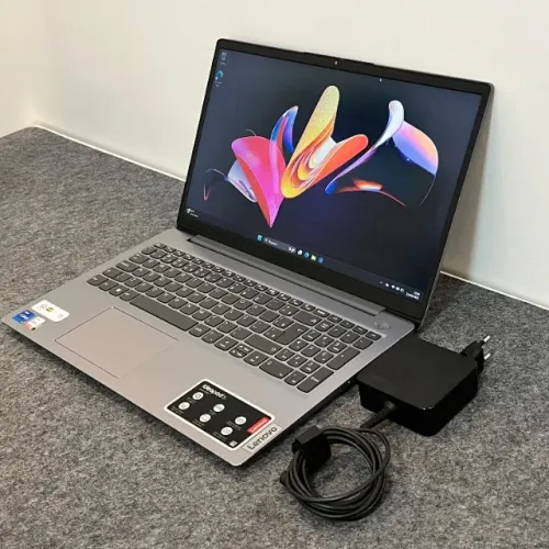 Notebook Lenovo Ideapad i7 de 11ª, 8gb de RAM, 256 de SSD e tela de 15.6 polegadas
