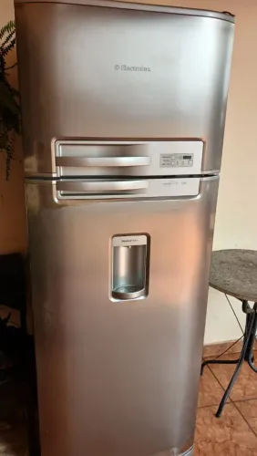 Geladeira Electrolux 462 litros