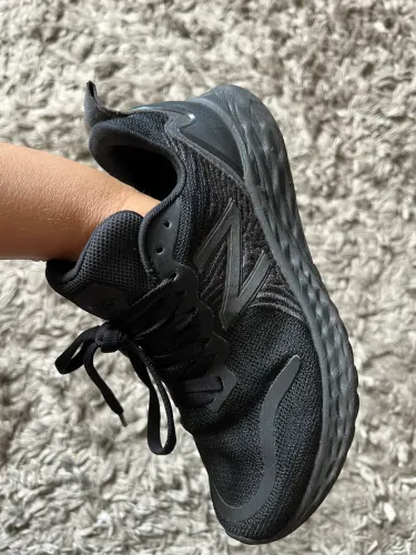 Tênis feminino New Balance pra academia ou corrida