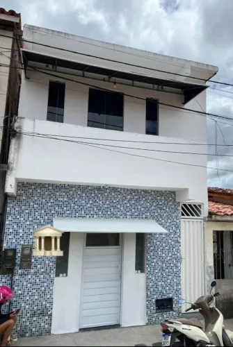 Venda-Amargosa- alto da bela vista,aceito propostas,possuo vídeos das duas casas.