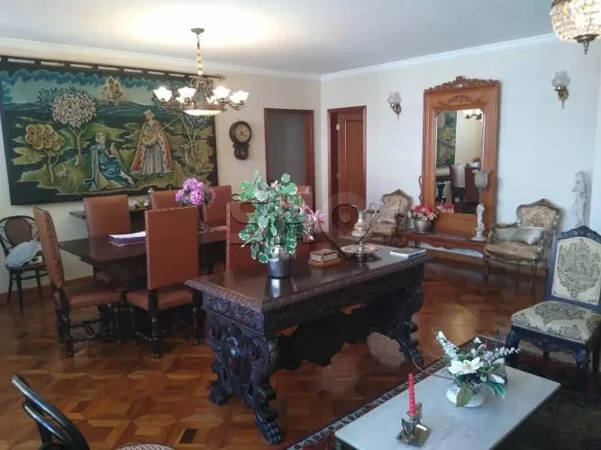 excelente apartamento na Liberdade, com amplas instalações , bem ventilado e iluminado