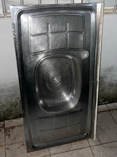Pia inox em ótimas condições 