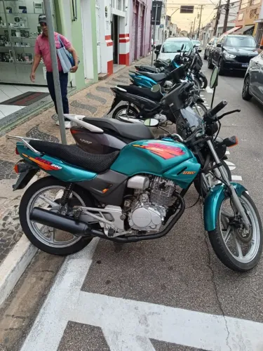 CBX 200