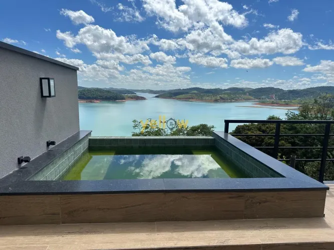 Casa em Condomínio Fechado à Venda em Igaratá, 4 Suítes, 300m²