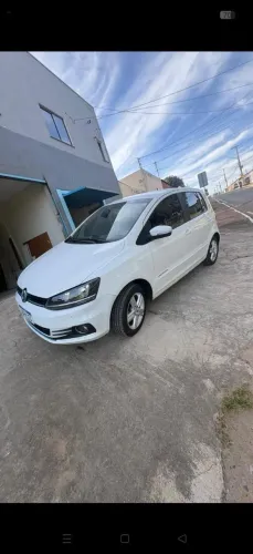 Volkswagen Fox Comfortline 1.6 Flex 8V 5P 2016