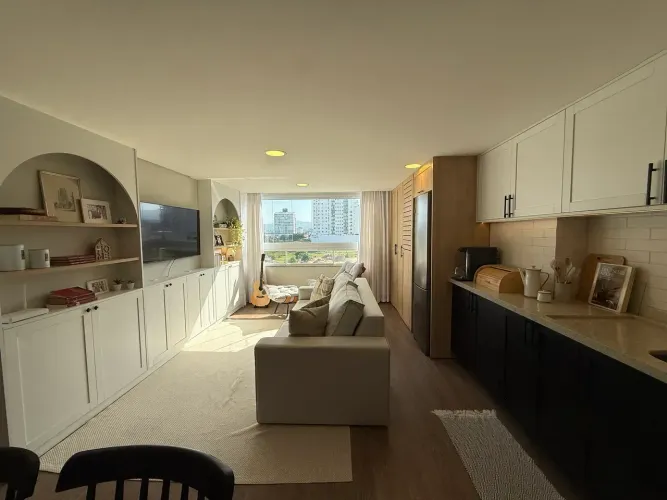 Apartamento 2 quartos com suíte ao lado do Shopping Via Catarina