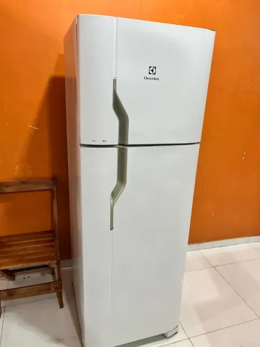Vendo Geladeira