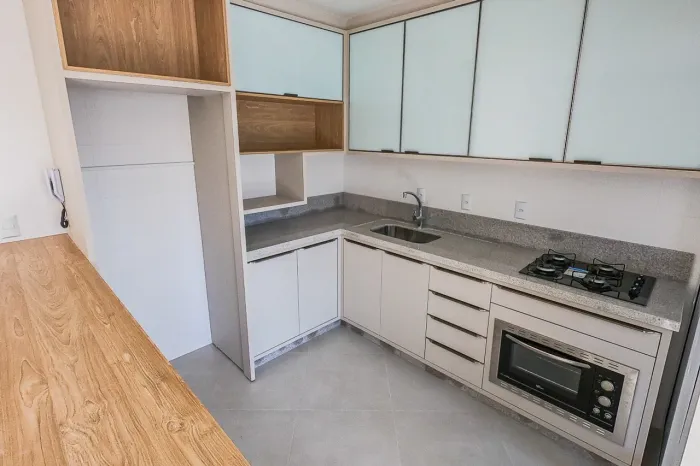 APARTAMENTO COM 2 QUARTOS ITACORUBI