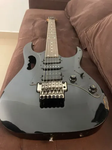 Ibanez jem júnior
