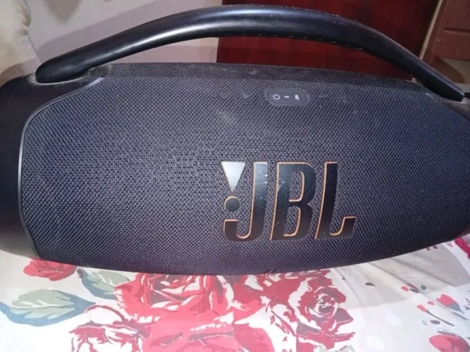 Vendo JBL bombox3
