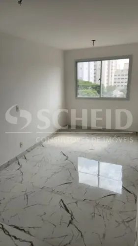 Apartamento para locação na Av. Cupecê com 2 quartos e 50m²