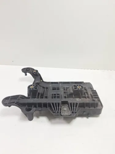 Suporte Bateria Vw Jetta 2014