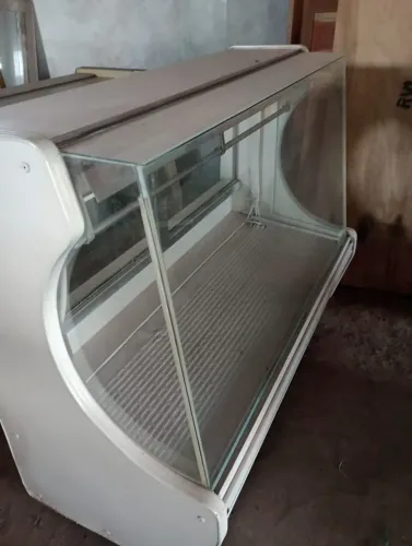 Vende-se balcão de açougue 1,50m