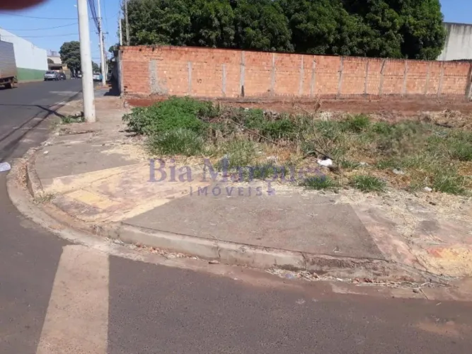 Terreno misto 340m², para venda - Quintino Facci I