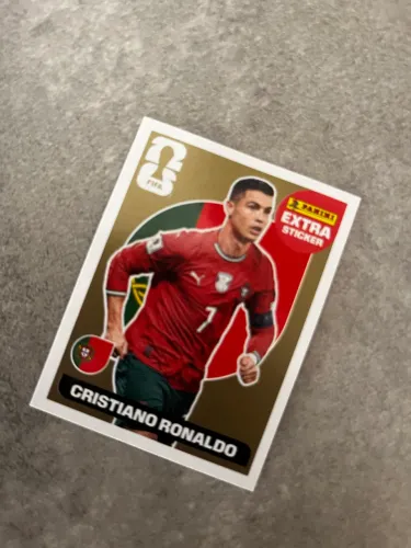 Figurinha legend gold CR7
