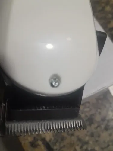 Máquina de corta cabelo profissional potente