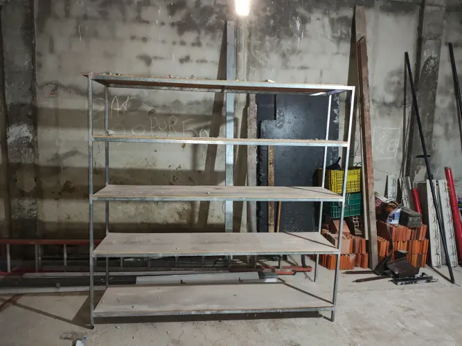 Prateleira 2x2x0, 5 metros metálica
