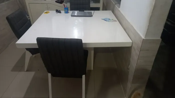 Mesa e Cadeiras Luxo