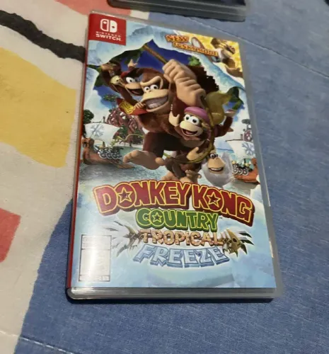 Jogo Donkey Kong Country Tropical Freeze Nintendo Switch