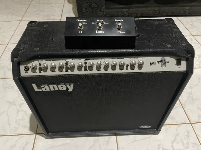 AMPLIFICADOR LANEY TF 300