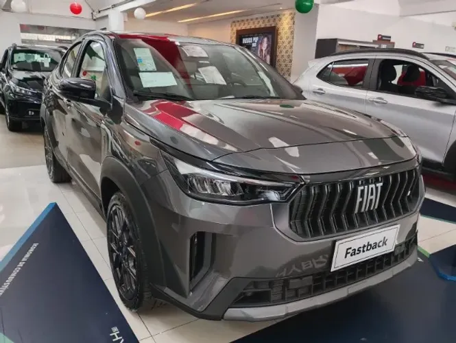 Fiat Fastback Impetus 200 T. AUT (hibrído) 2026