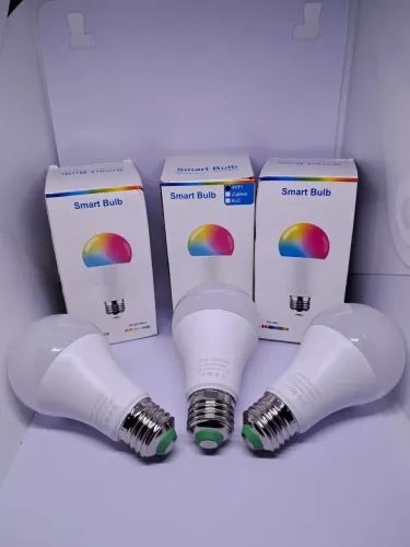 Kit 3 Lâmpadas Inteligente RGB CW+WW 20W 110V Wi-Fi