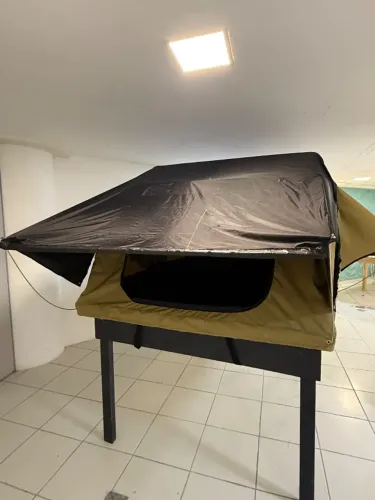Barraca de teto automotiva