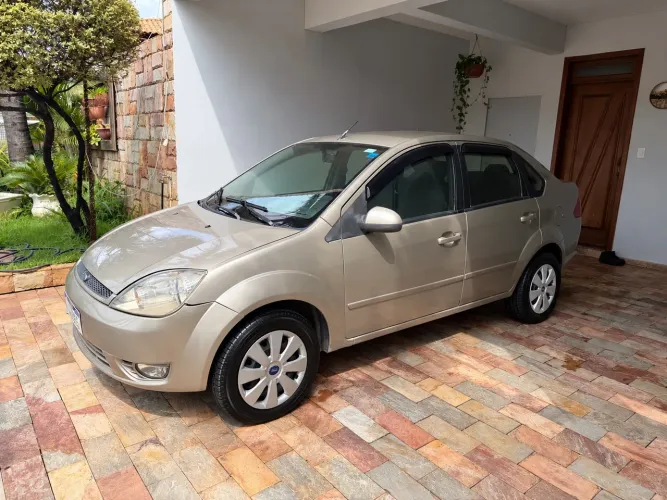Ford Fiesta Sed. Supercharger 1.0 8V 4P 2006