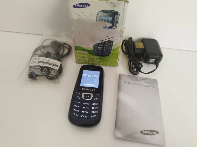 Celular Samsung E-1232 (COLECIONADOR)