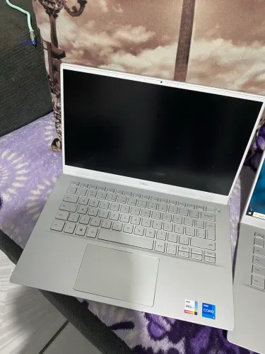 Notebook Dell 11º geração leia