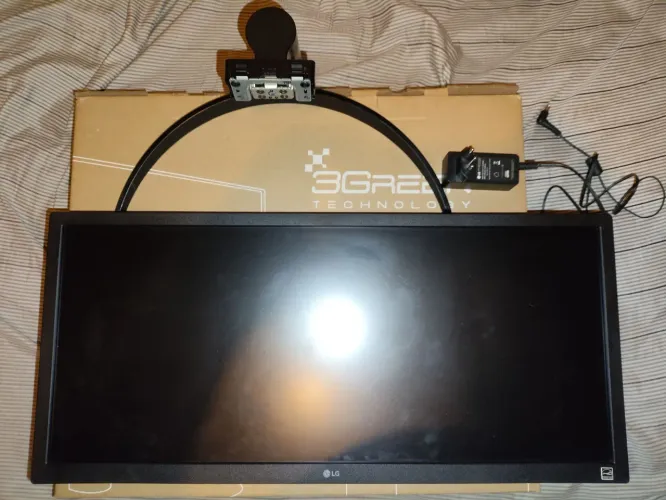 Monitor LG ultrawide 26 polegadas 