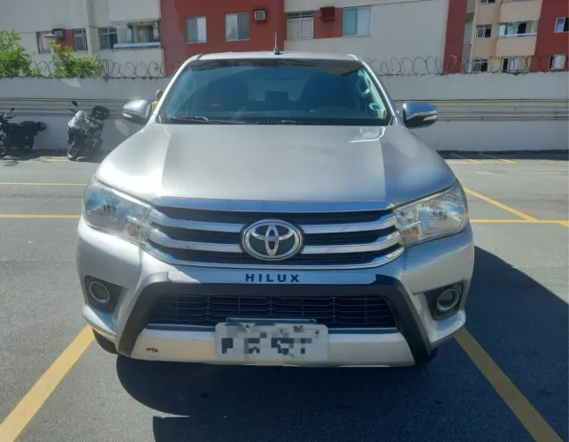 Toyota Hilux CD SR 4X4 2.8 TDI Diesel Aut. 2016