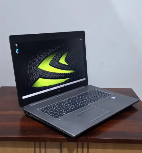 Workstation HP Zbook 17 G5 I5 8400H 2Tb Armazenagem 48 Gb Ram Nvidia Quadro P3200 6Gb