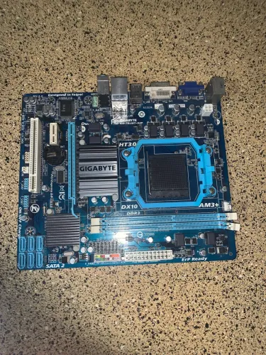 Placa mãe Gigabyte GA-78LMT-S2P