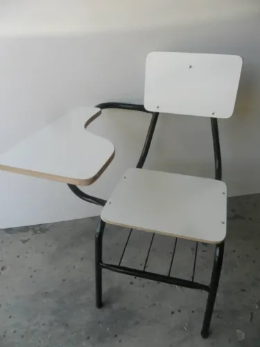 Cadeira universitária em MDF branco - adulto