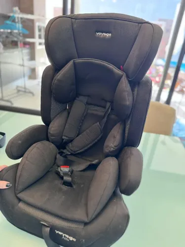 Cadeirinha Voyage 9-36kg - Conservada